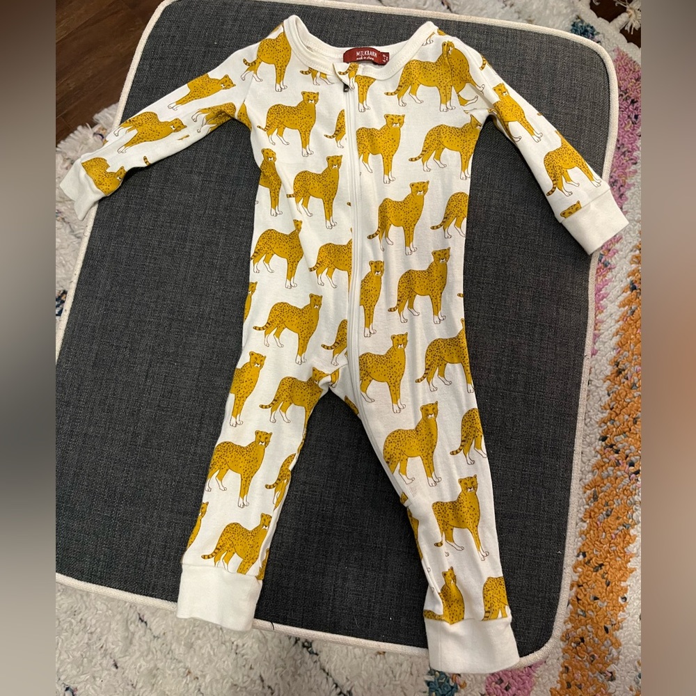 Milkbarn onesie